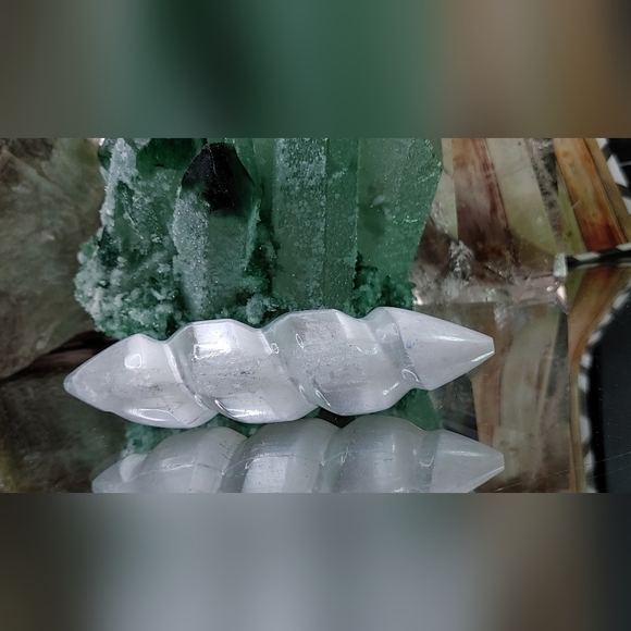 Selenite Crystal Spiral Massage Wand - Picture 3 of 8